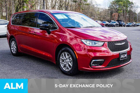 2024 Chrysler Pacifica Touring L