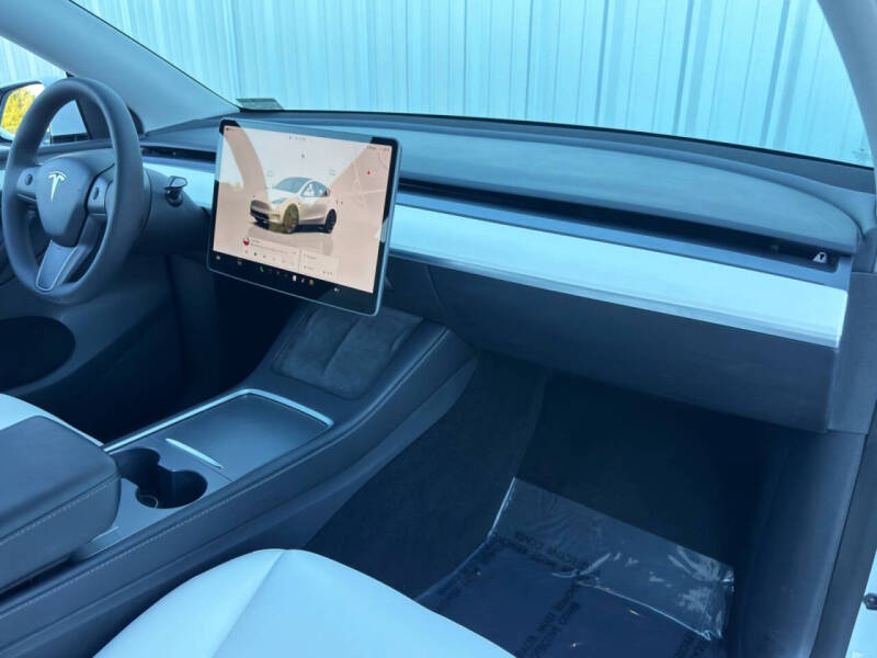 2022 Tesla Model Y Long Range