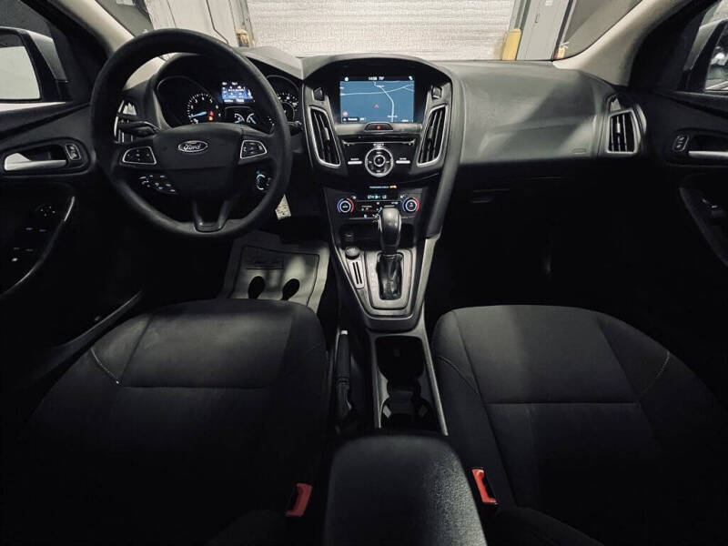 2017 Ford Focus Titanium