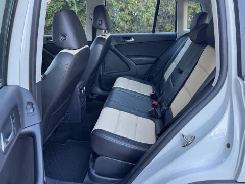 2017 Volkswagen Tiguan 2.0T S 4Motion