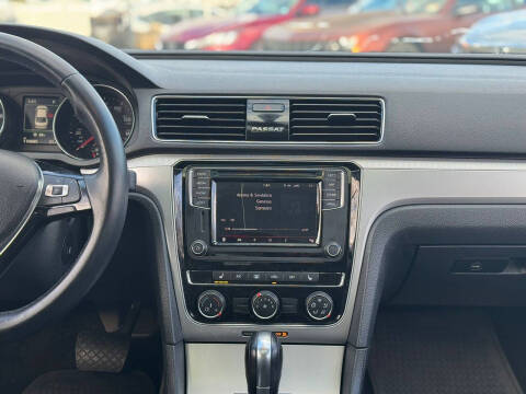 2019 Volkswagen Passat Wolfsburg