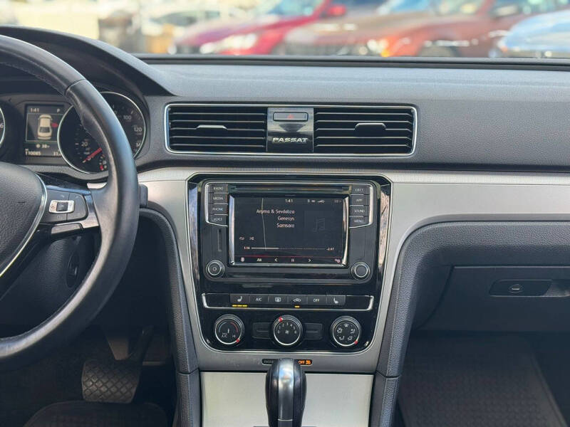 2019 Volkswagen Passat Wolfsburg