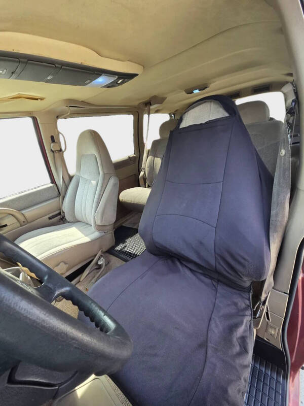 1998 GMC Safari SLE