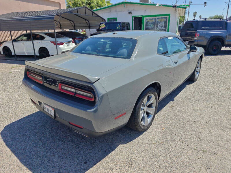 2019 Dodge Challenger SXT