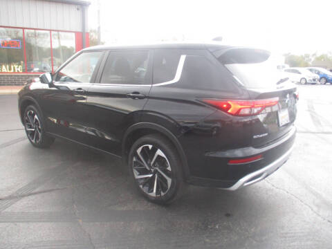 2024 Mitsubishi Outlander SE