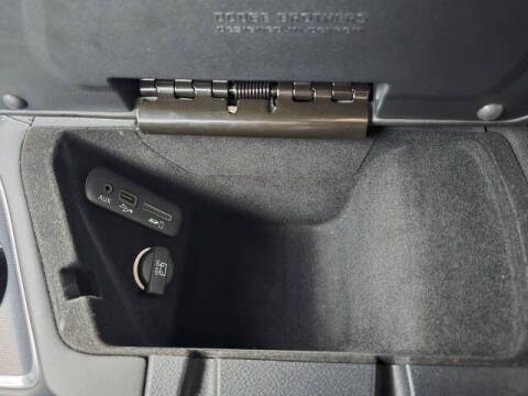 2015 Dodge Challenger R/T Plus