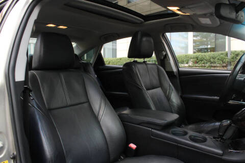 2013 Toyota Avalon Hybrid XLE Touring