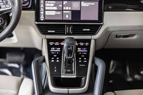 2021 Porsche Cayenne E-Hybrid