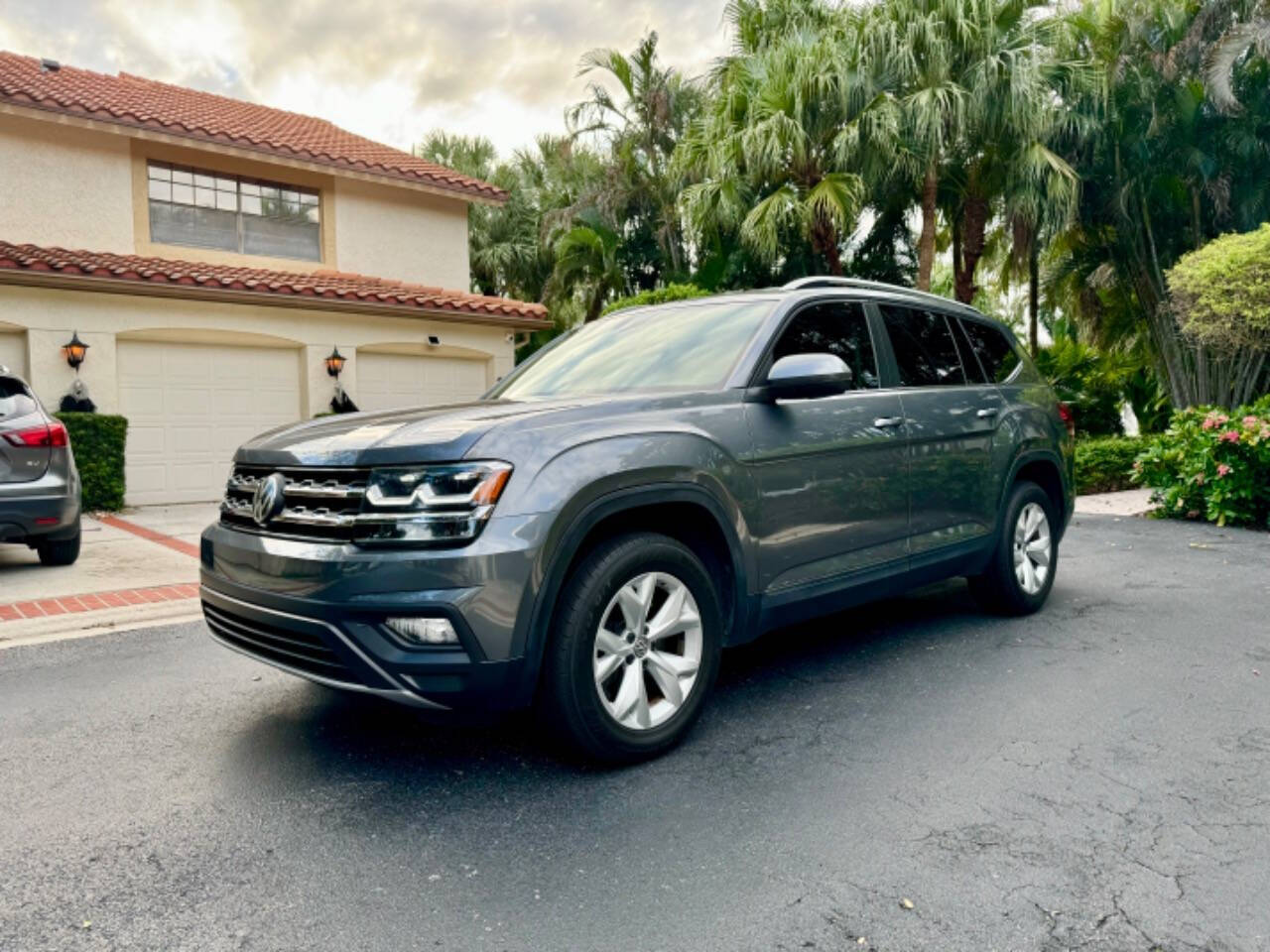 2019 Volkswagen Atlas for sale at PJ AUTO in Margate, FL