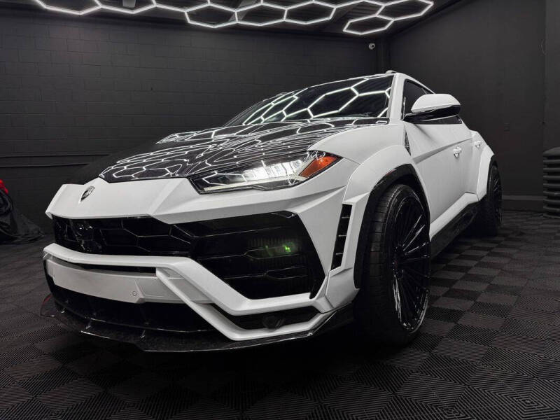 2019 Lamborghini Urus