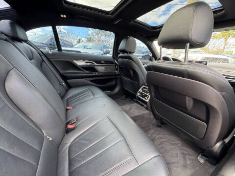 2019 BMW 7 Series 740i