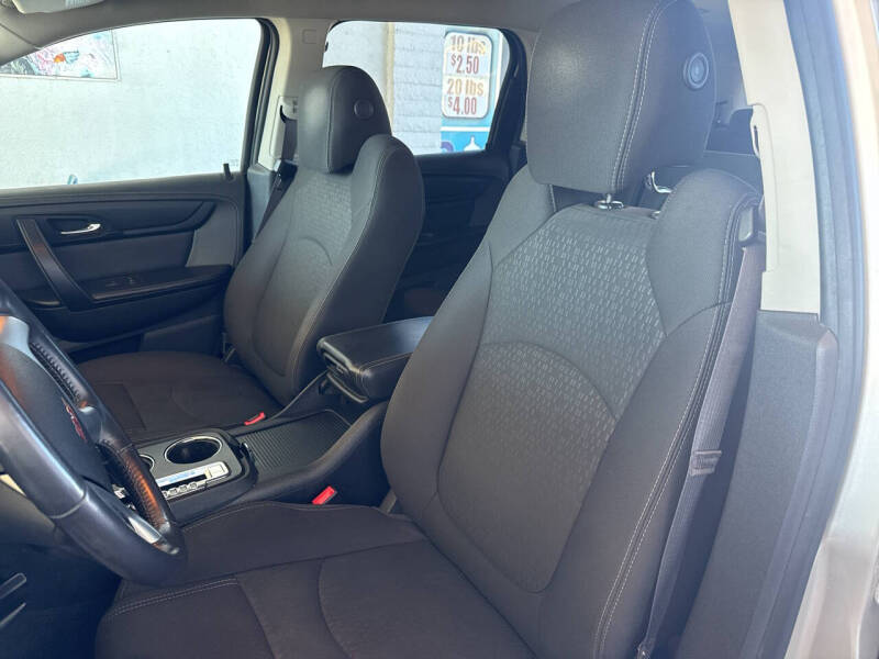 2015 GMC Acadia SLE-1