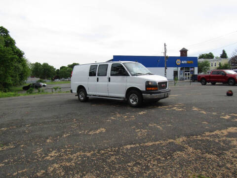 2023 GMC Savana 2500