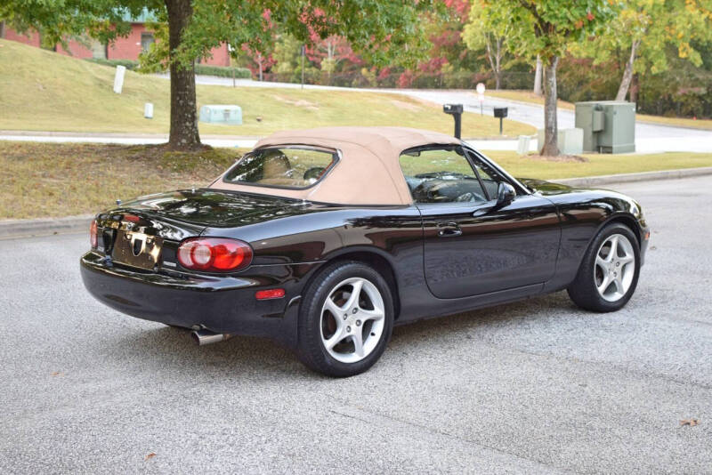 2002 Mazda Miata LS photo 11