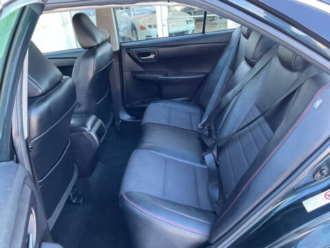 2016 Toyota Camry SE