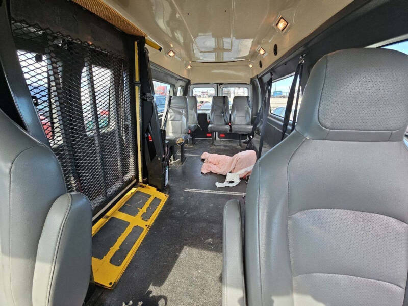 2012 Ford E-Series E-250