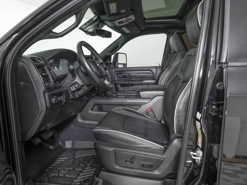 2025 RAM 3500 Limited