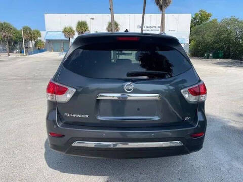 2013 Nissan Pathfinder SV