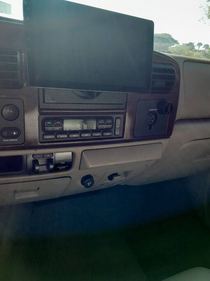 2005 Ford F-350 Super Duty  - $9,950