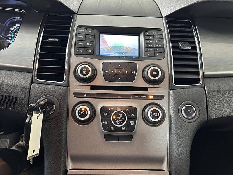 2019 Ford Taurus SEL