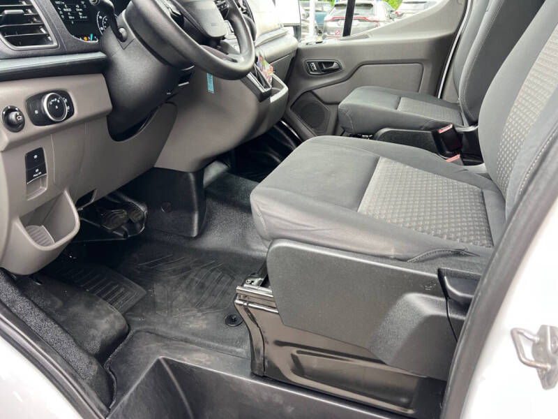 2025 Ford Transit