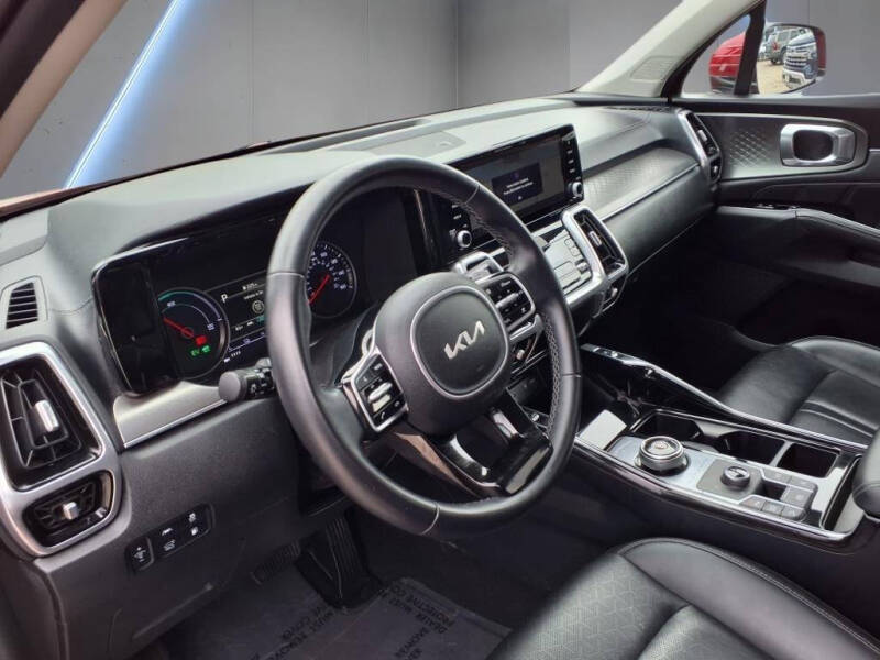 2022 Kia Sorento Plug-In Hybrid SX