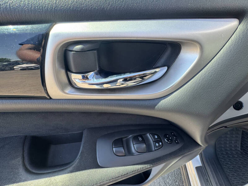 2014 Nissan Pathfinder SL