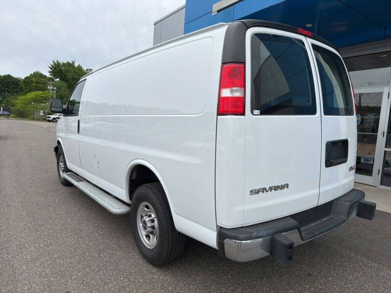 2024 GMC Savana 2500
