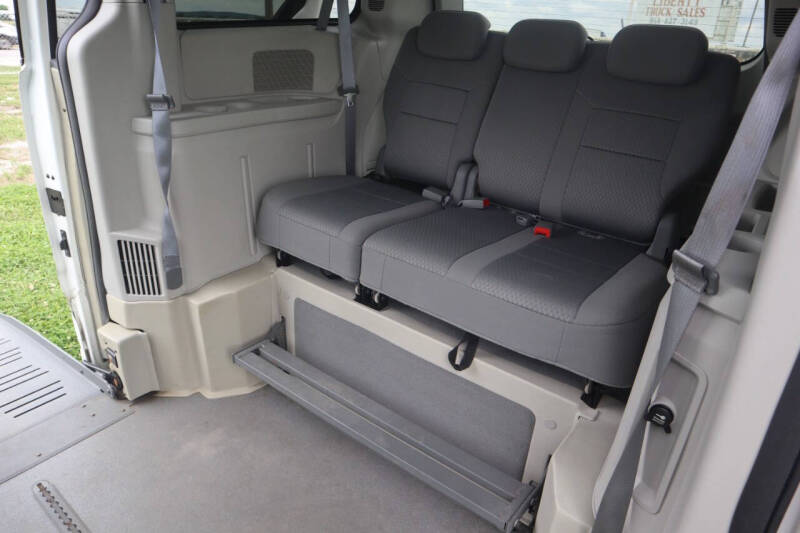 2010 Dodge Grand Caravan SE