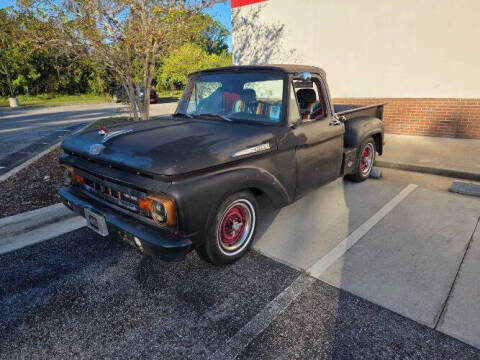 1951 Ford F-100