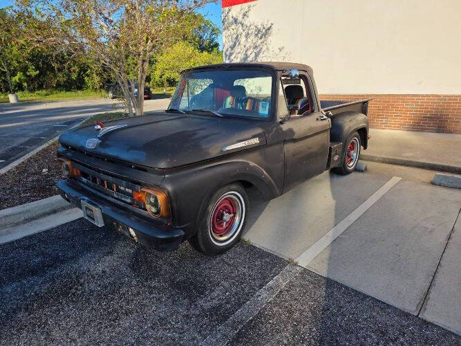 1951 Ford F-100