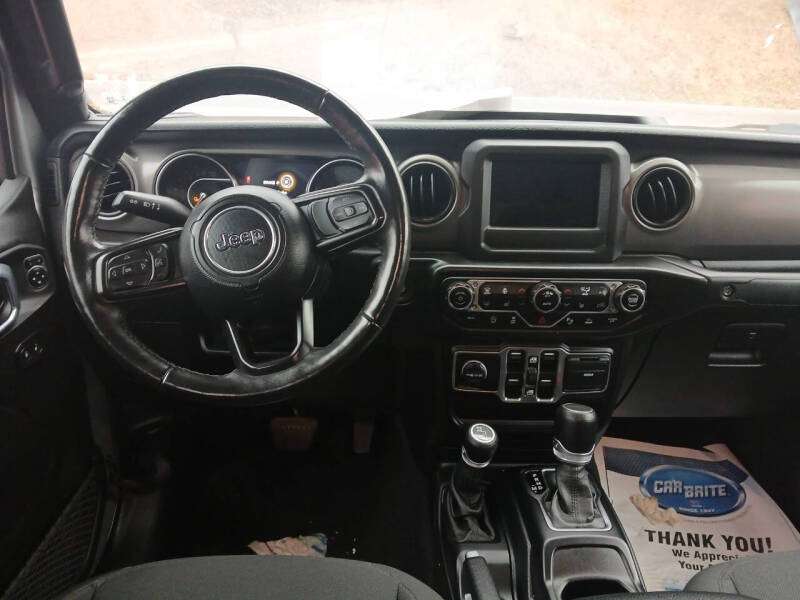 2021 Jeep Gladiator Willys