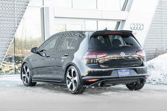 2017 Volkswagen Golf GTI S