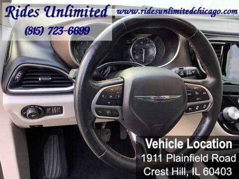 2017 Chrysler Pacifica Touring-L Plus