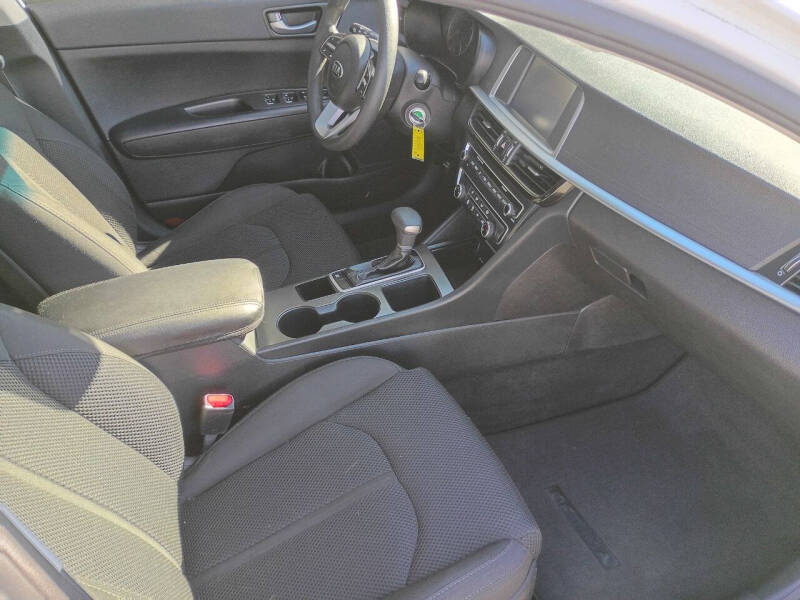 2020 Kia Optima LX