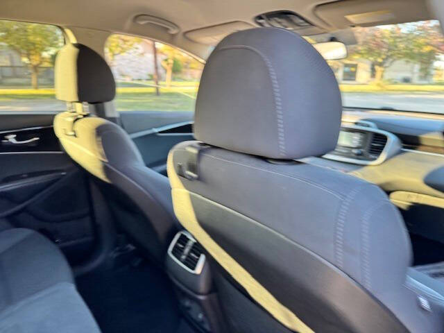 2018 Kia Sorento LX V6