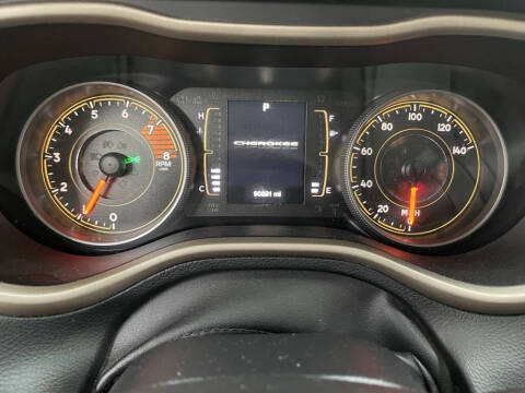 2016 Jeep Cherokee Latitude Altitude