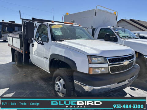 2007 Chevrolet Silverado 3500 CC Classic for sale at Blue Bird Motors in Crossville TN