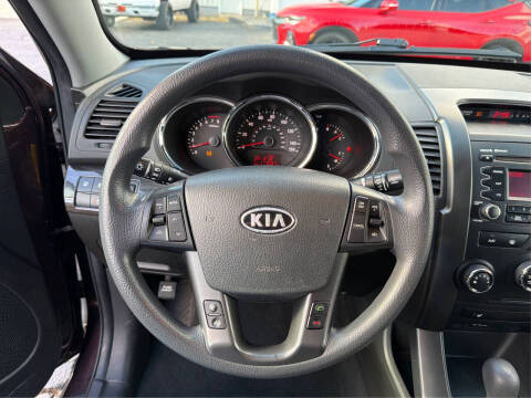 2011 Kia Sorento LX