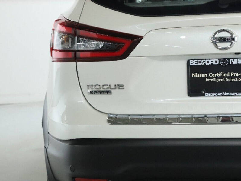 2022 Nissan Rogue Sport SL