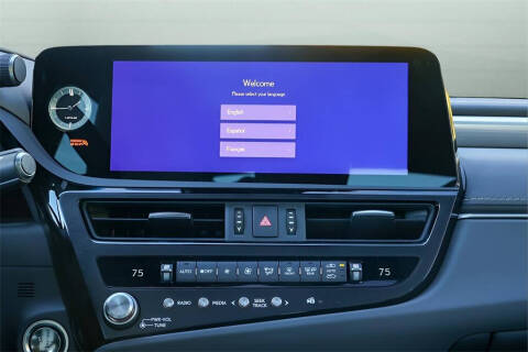 2025 Lexus ES 350 F SPORT Handling