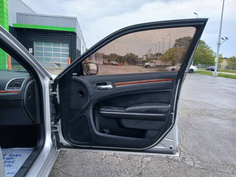 2012 Chrysler 300 Limited