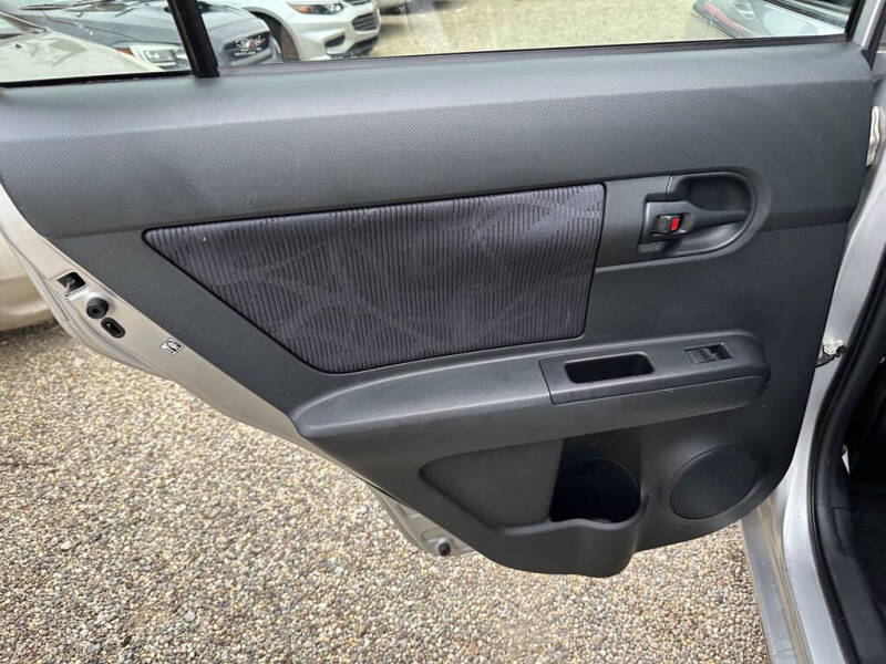 2012 Scion xB Base photo 16