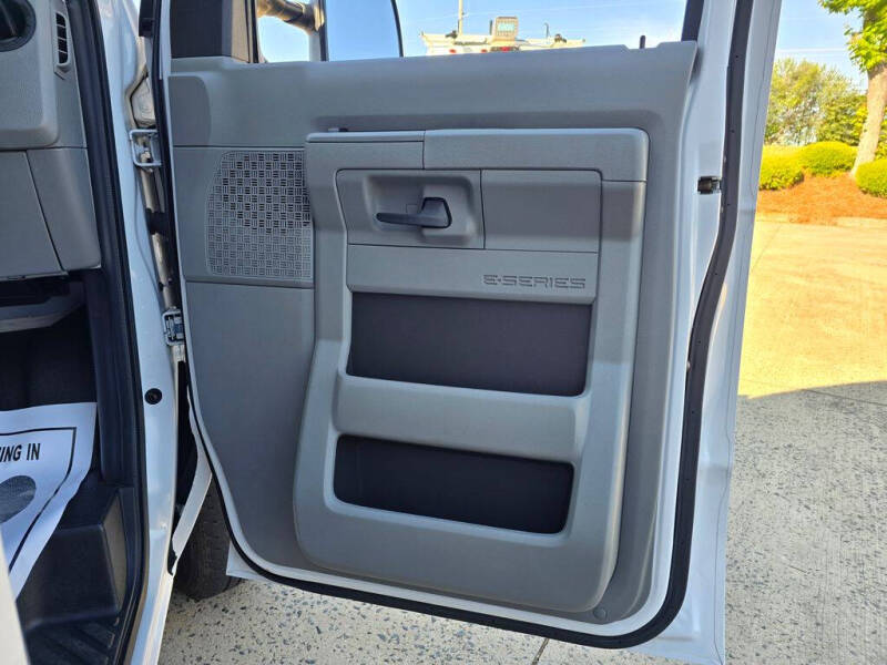2023 Ford E-Series
