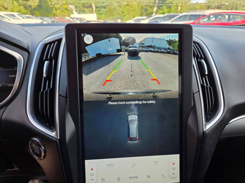 2021 Ford Edge Titanium