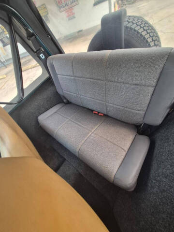 1997 Jeep Wrangler SE