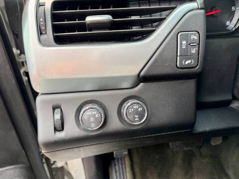 2015 Chevrolet Suburban LTZ