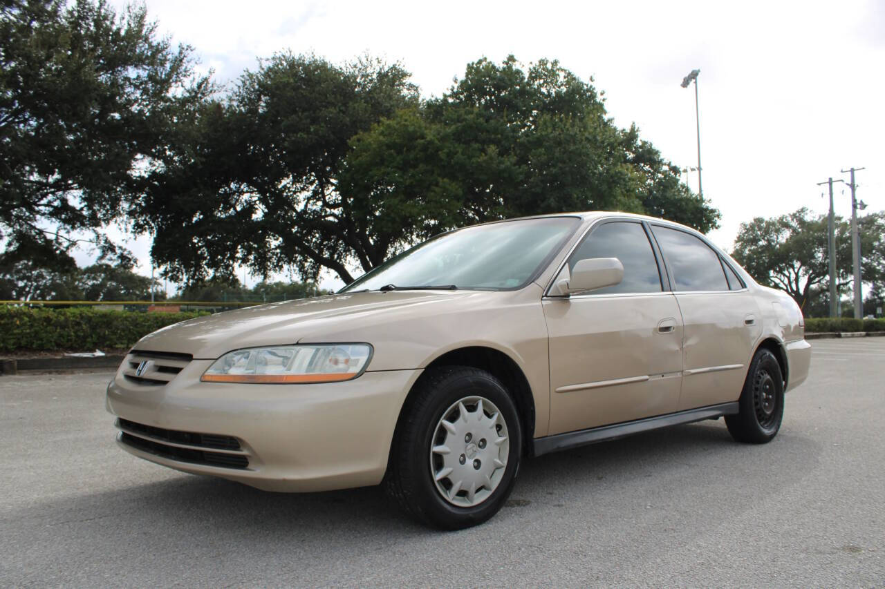 2001-honda-accord-lx-4dr-sedan.jpg