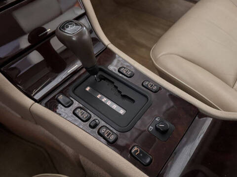 1996 Mercedes-Benz E-Class E 320