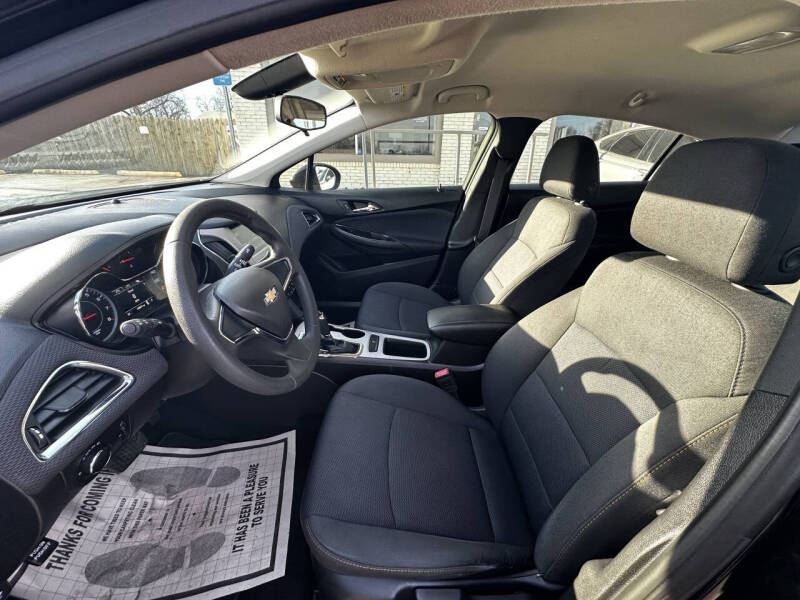 2017 Chevrolet Cruze LS Auto